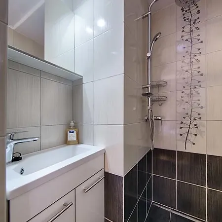 Apartment Anka Komiza